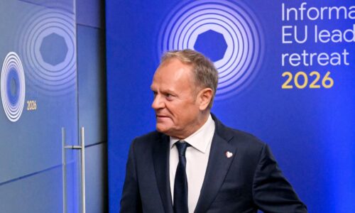 Poľská ekonomika sa zrýchľuje, varšavská burza dosiahla rekordný rast, vyhlásil Tusk