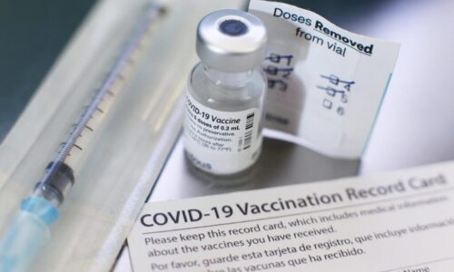 Vědci z Yale objevili nový alarmující syndrom spojený s očkováním proti Covidu