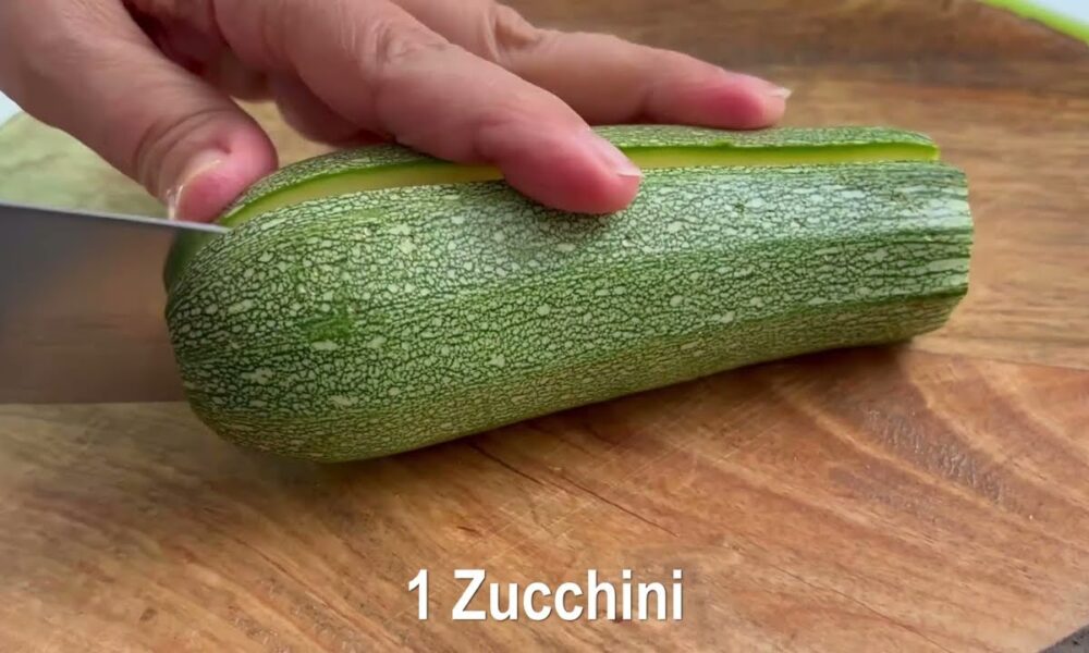 Schnappen Sie sich einfach etwas Saisongemüse, um dieses super leckere Gericht zuzubereiten.