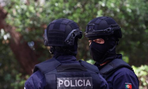 Portugalské úrady zadržali muža, ktorý sa pokúšal predať ukradnutú elektroniku NATO Rusku