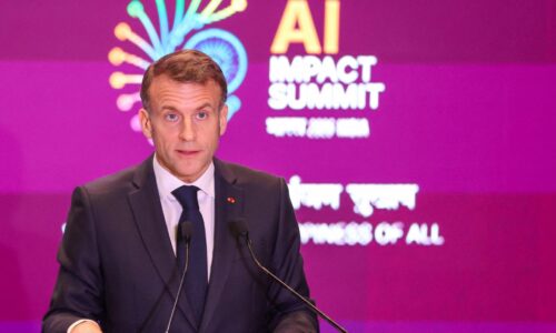 Pri vytváraní pravidiel o AI chceme spolupracovať so spojencami, vraví Macron. Zdôraznil ochranu detí