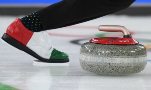Curling: Obhajcom zlata vôbec nevyšiel turnaj. Poznáme semifinálové dvojice