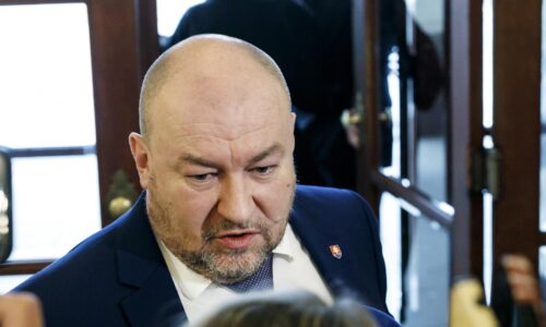 Mnohokrát sme v parlamente boli zavedení aj oklamaní, tvrdí Huliak. Kritizuje novelu Trestného zákona