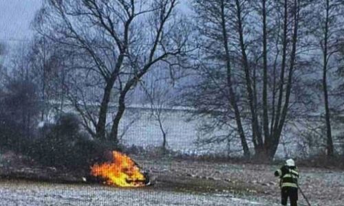 Pri Korytárkach horelo auto, policajti v ňom našli zhorené ľudské telo