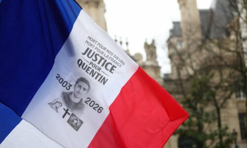 Vo Francúzsku obvinili troch ľudí kvôli zabitiu aktivistu v Lyone, je medzi nimi aj asistent poslanca