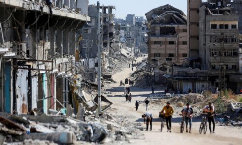 Počas prvých 15 mesiacov vojny v Gaze zahynulo až 75-tisíc Palestínčanov, tvrdí štúdia