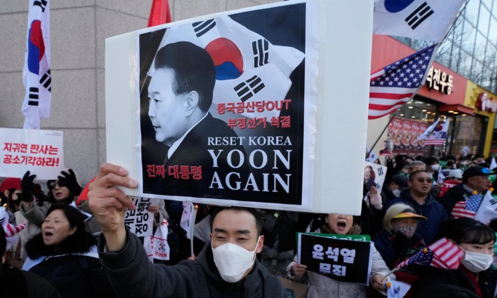 Líder kórejskej opozície vyjadril ľútosť nad odsúdením exprezidenta Juna. Toto je len prvý verdikt, tvrdí