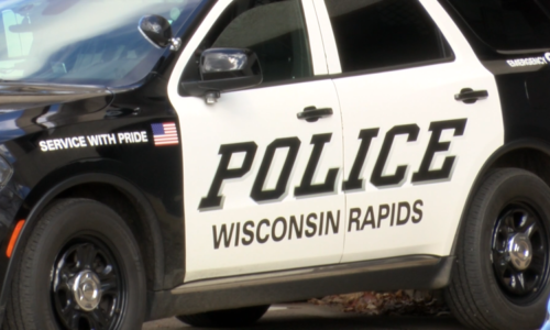 Muž se svlékl do naha a ukradl sanitku i s pacientem. To jsem nezažil, líčí svědek honičku v USA