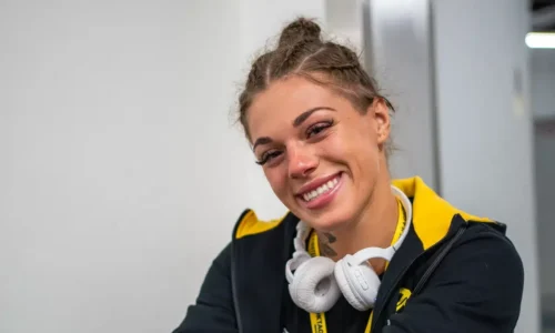 Spolupráca a hore bez? veronike smolkovej sa popri zápasení zapáčilo aj odvážne fotenie