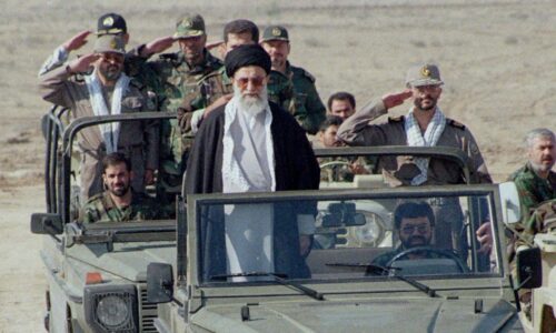 Napätie v Iráne rastie. Ministerstvo zahraničných vecí odporúča Slovákom, aby urýchlene opustili krajinu