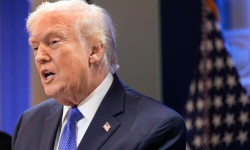 Trump kritizuje zrušenie ciel, sudcov vraj ovplyvnili cudzie záujmy. Verdikt považuje za veľké sklamanie