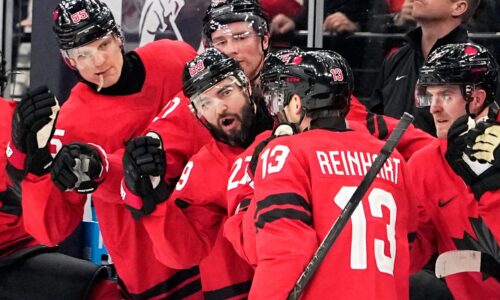 Poznáme prvých finalistov. Kanaďania otočili duel s Fínmi, zabojujú o olympijské zlato