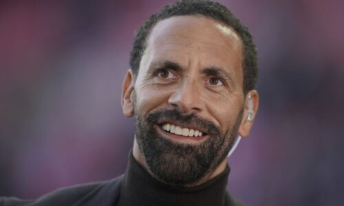 Smutný príbeh legendy manchestru united: mám také silné bolesti, že musím používať invalidný vozík