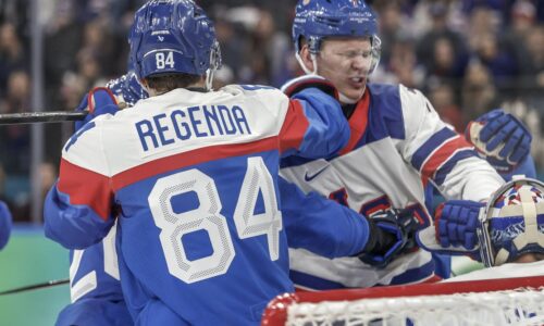 FOTO Sen o olympijskom zlate sa rozplynul. Pozrite si najlepšie zábery zo zápasu USA – Slovensko