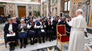 Pápež lev xiv. vyzdvihol odvahu, blízkosť k chudobným a rodinného ducha v misionárskych komunitách