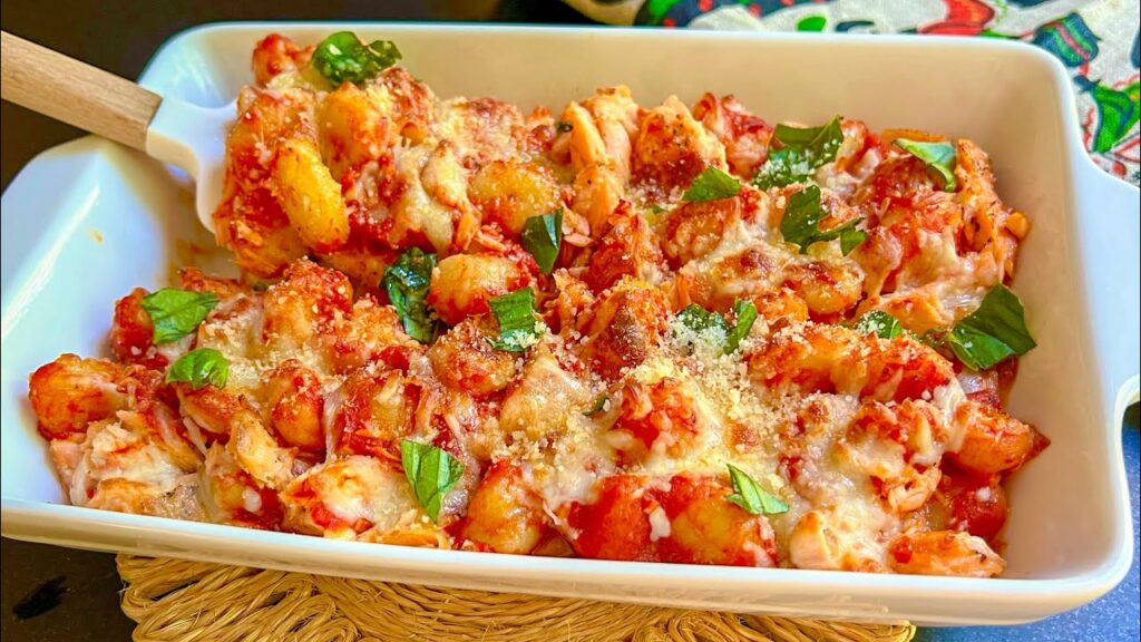 Mutter konnte dieses leckere und schnelle rezept nicht vergessen. die soße ist ein absoluter genuss.