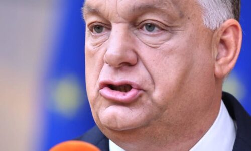 Maďaři zablokují unijní půjčku Ukrajině. Otočí, pokud k nim opět poteče ruská ropa