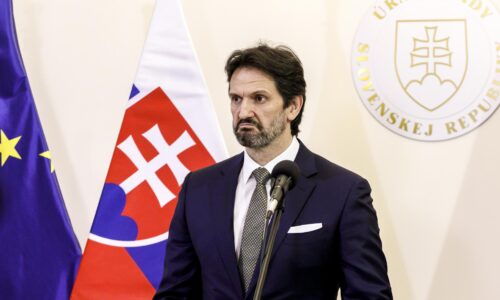 Ropná núdza rozprúdila debatu o dodávkach. Kaliňák povedal, ktoré štáty nám pomôžu a kedy spustia Družbu