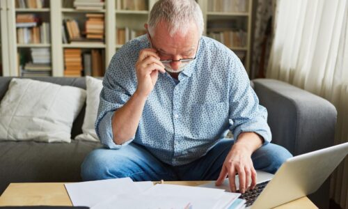 Daňové priznanie a odvody: Ako si ako pracujúci penzista ponecháte maximum