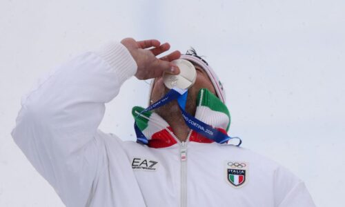 Viac ako striebro. lyžiar venoval medailu zosnulej priateľke, jej rodičom poslal emotívny odkaz