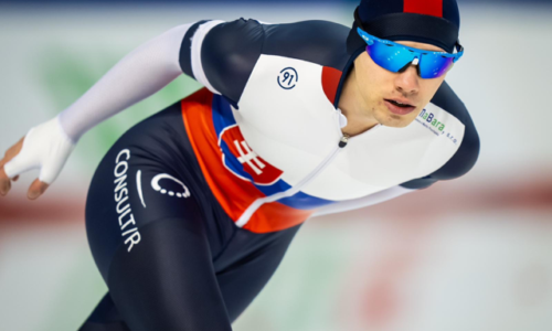 Slovenský rýchlokorčuliar vytvoril národný rekord. na záverečnom podujatí mu tesne ušlo pódium