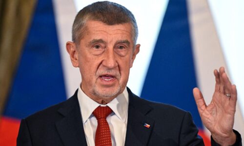 Česko bude v EÚ usilovať o zrušenie emisných pravidel pre autá po roku 2035, vyhlásil Babiš