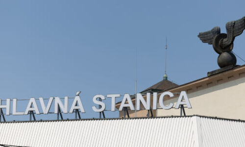 Minister Ráž povedal, čo bude s bratislavskou hlavnou stanicou. A s čím sa ráta v Stupave?