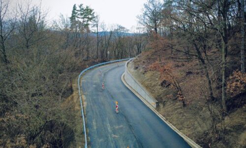 V „esíčku“ na Kavečianskej bude dopravu na pár týždňov opäť riadiť semafor