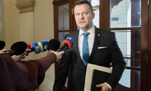 Stabilné dodávky ropy z Kazachstanu sú pre Slovensko strategickou prioritou, vyhlásil Migaľ