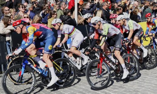 Tragédia na cyklistických pretekoch v rwande. do fanúšikov narazil vodič karavanu