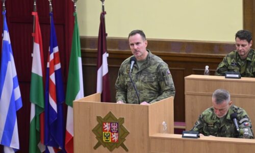 Řehka: Skončila éra bezstarostnosti a iluzí. Armáda se začala připravovat na nejhorší scénář