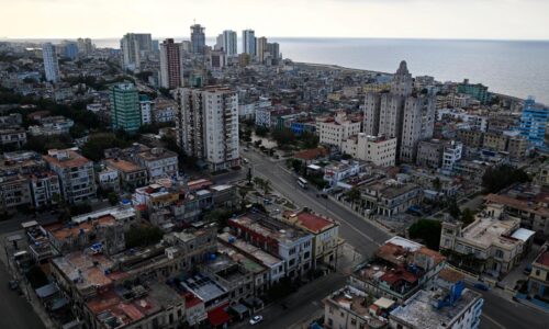 Kanada pripravuje plán pomoci Kube, ktorá zápasí s nedostatkom pohonných hmôt