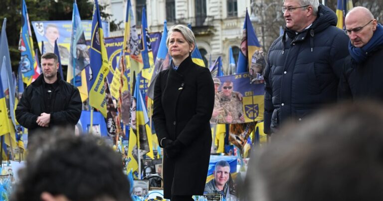 UK announces largest sanctions package against Russia since start of full-scale invasion &ndash; POLITICO