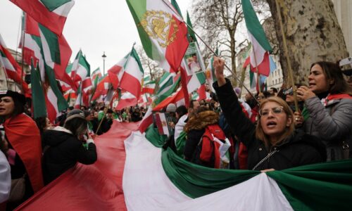 Študenti majú právo protestovať, ale musia poznať červené čiary, tvrdí Irán