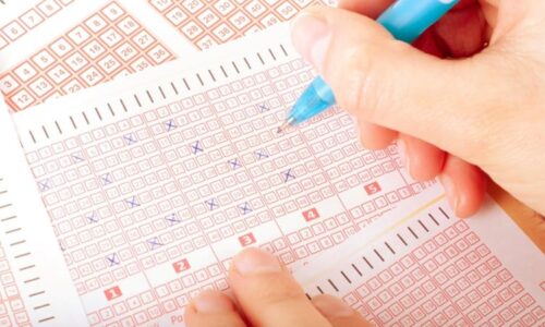 Američan vyhrál čtvrt miliardy v loterii. K pohádkovému jmění si pomohl mazaným trikem