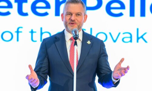 Pellegrini navštívil sídlo SZĽH, zaujímal sa o ďalšie smerovanie slovenského hokeja