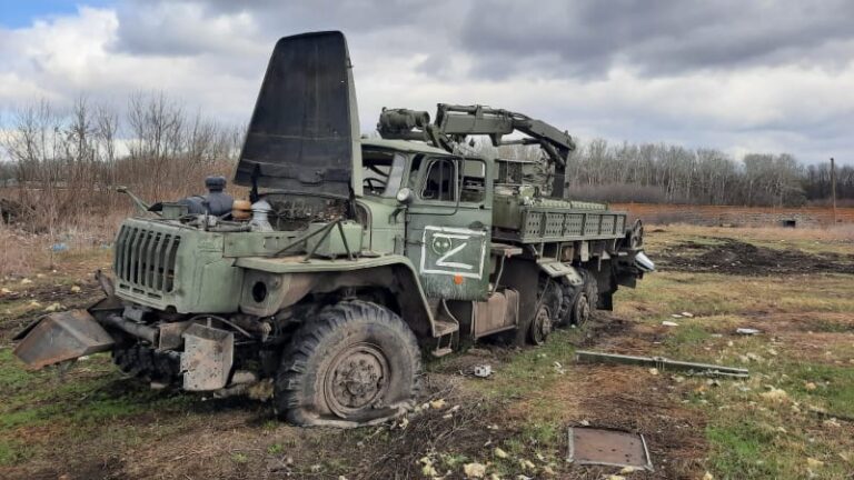 Šokující zvraty na ukrajině: charkovský zázrak, debakl rusů u kyjeva i masomlýnek na donbase