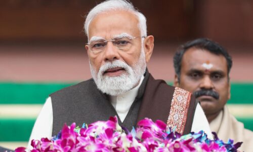 Indický premiér Módí exkluzívne pre HN: Formovanie budúcnosti umelej inteligencie zameranej na ľudí