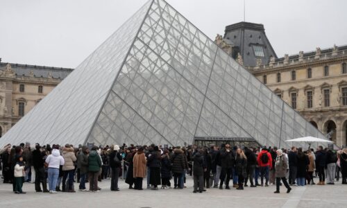 Múzeum Louvre povedie doterajší riaditeľ zámku Versailles