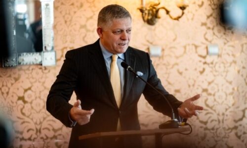 Výjazdové rokovanie vlády na Smolenickom zámku sa zameria na sociálno-ekonomickú situáciu regiónu