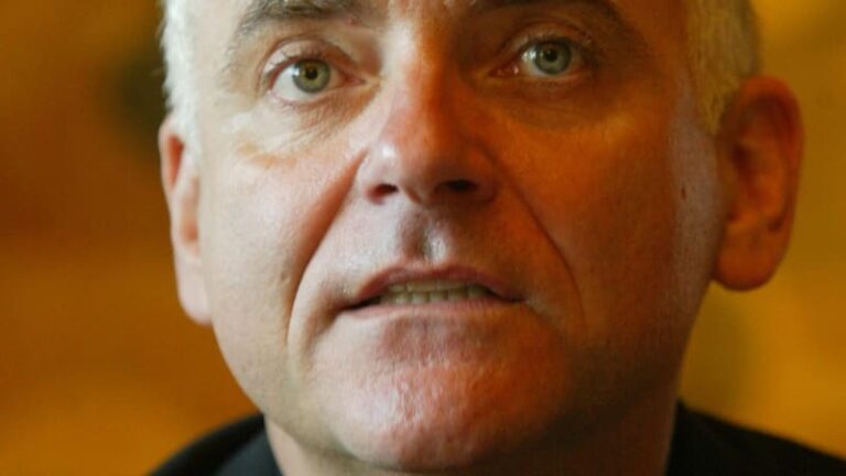 Po fischerovi vyhlásili v německu pátrání. český exsenátor čelí dvěma obviněním