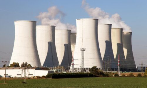 Jadrová elektráreň v Bohuniciach bude potrebovať stovky ľudí. Školstvo má dodať posily ešte pred rokom 2032