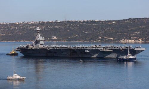 Najväčšia lietadlová loď na svete USS Gerald Ford opustila Krétu