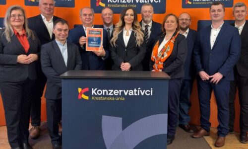 Kresťanská únia zmenila názov svojej strany – VIDEO