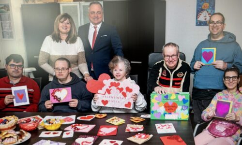 Valentínska pošta- klienti župných zss zavítali na úrad bsk