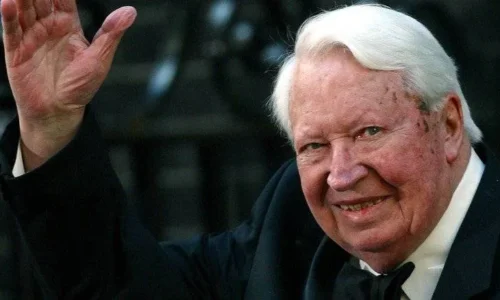 Niekto zomrel, niekto spáchal samovraždu, niekoho zastrašili….Pedofília britských “elít”