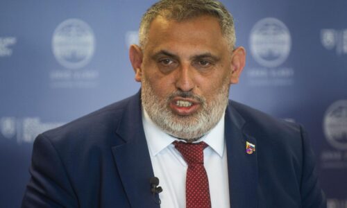 Pripravujeme nové stimuly pre firmy zamestnávajúce Rómov, tvrdí splnomocnenec