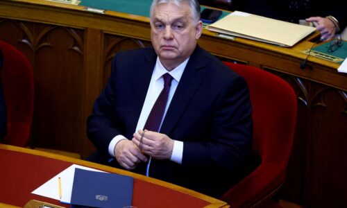 Orbán sa pokúsil o zmierenie s EÚ. Costovi poslal list naznačujúci ústup vo vetovaní pôžičky Ukrajine