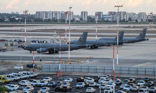 USA povoľujú časti diplomatov odchod z Izraela pre horšiu bezpečnostnú situáciu