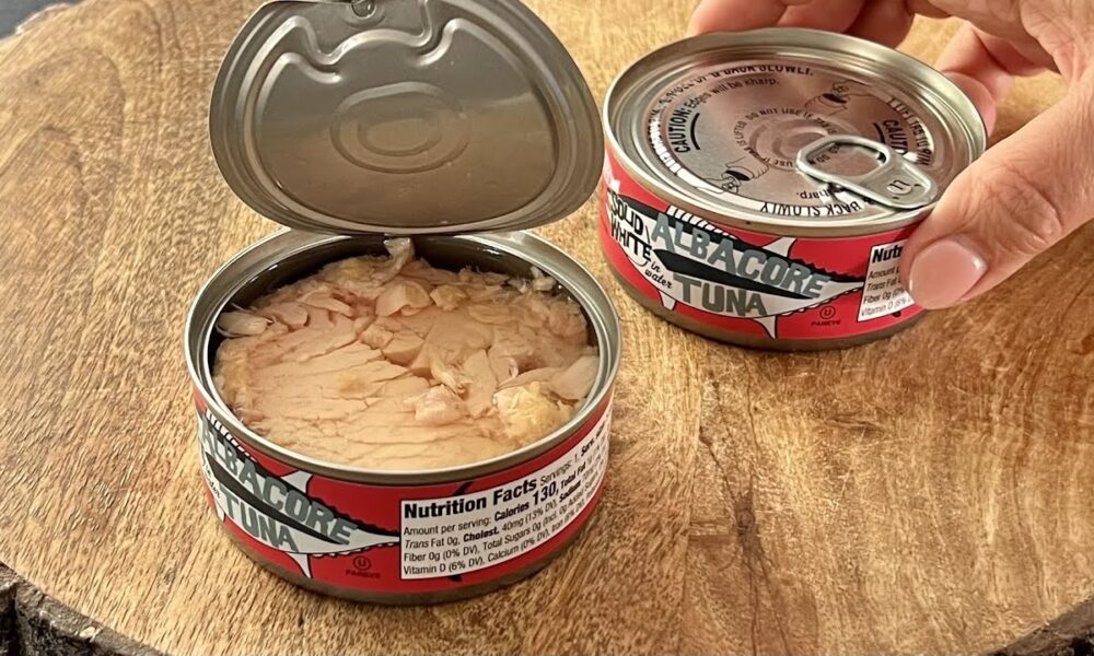 Haben Sie Nudeln und Thunfisch in Dosen zu Hause? Ein einfaches und leckeres Rezept zum Abendessen.